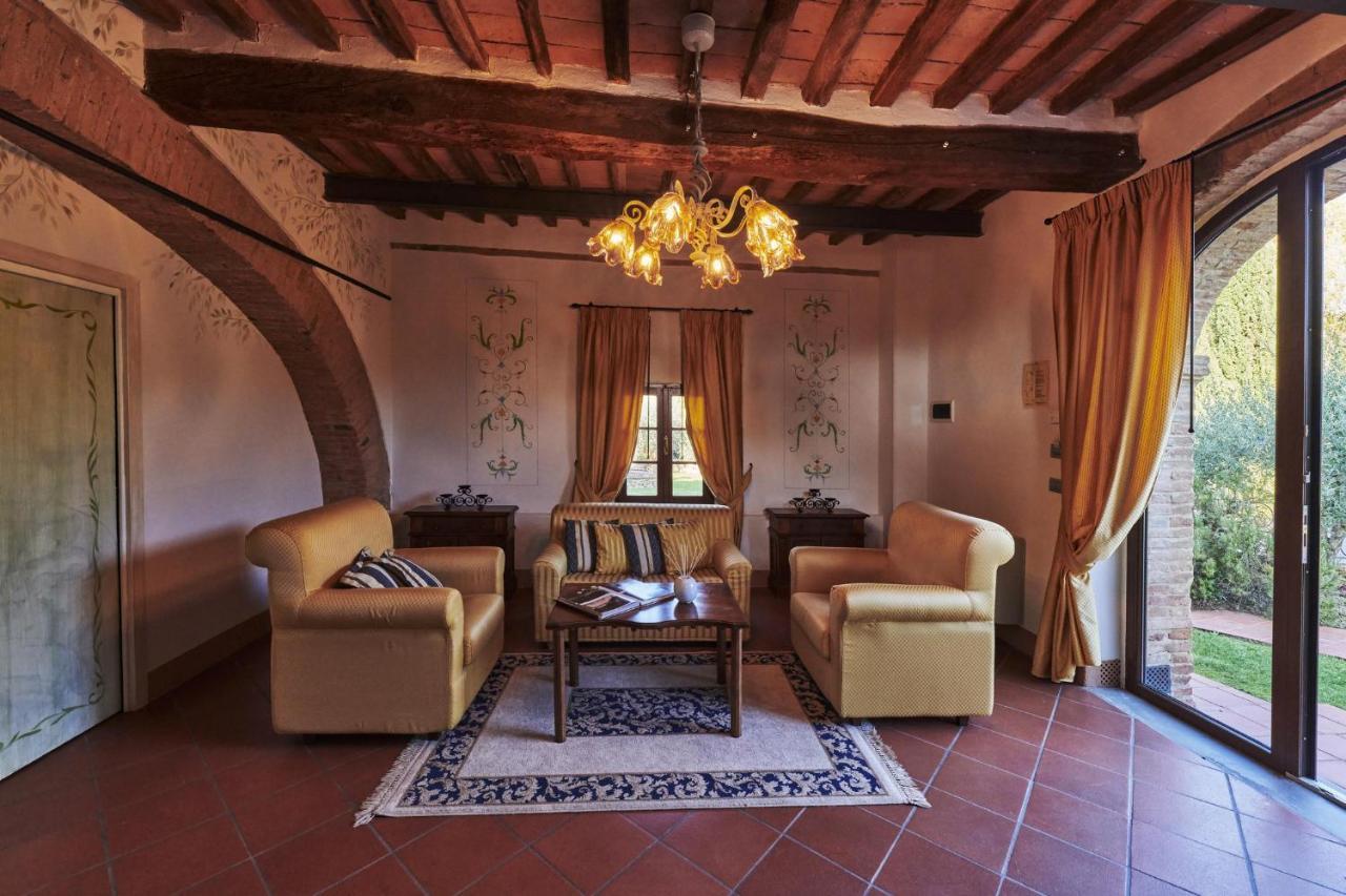 Villa Curina Resort Кастелнуово Берарденга Екстериор снимка