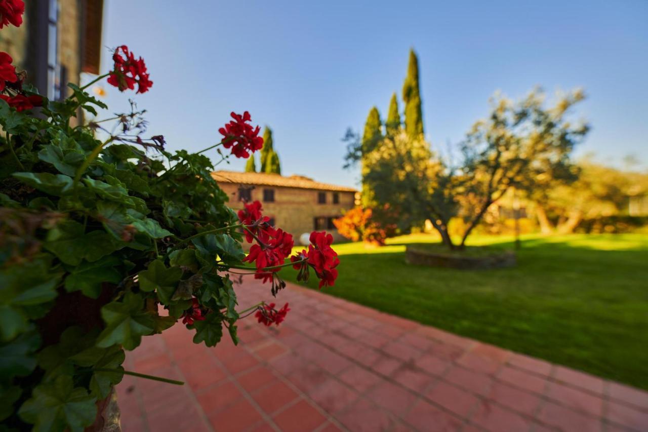Villa Curina Resort Кастелнуово Берарденга Екстериор снимка