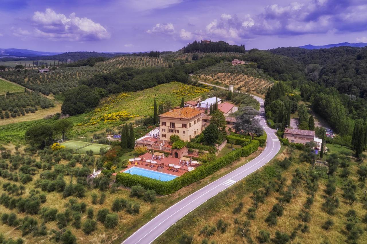 Villa Curina Resort Кастелнуово Берарденга Екстериор снимка