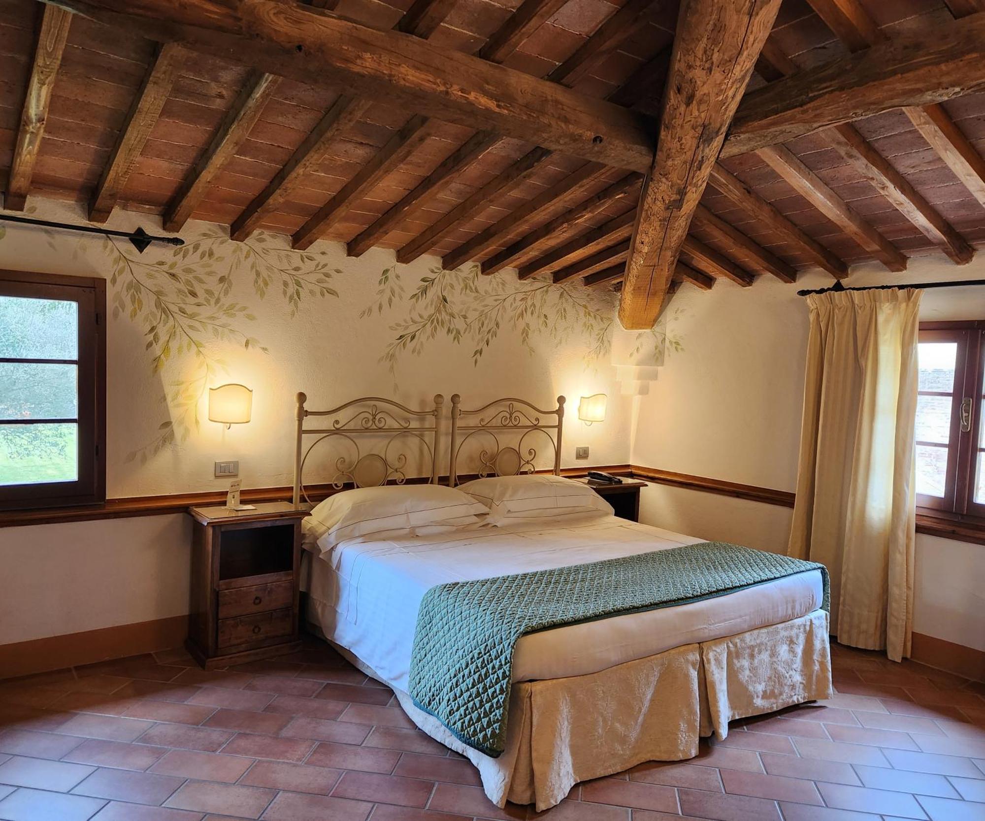 Villa Curina Resort Кастелнуово Берарденга Екстериор снимка