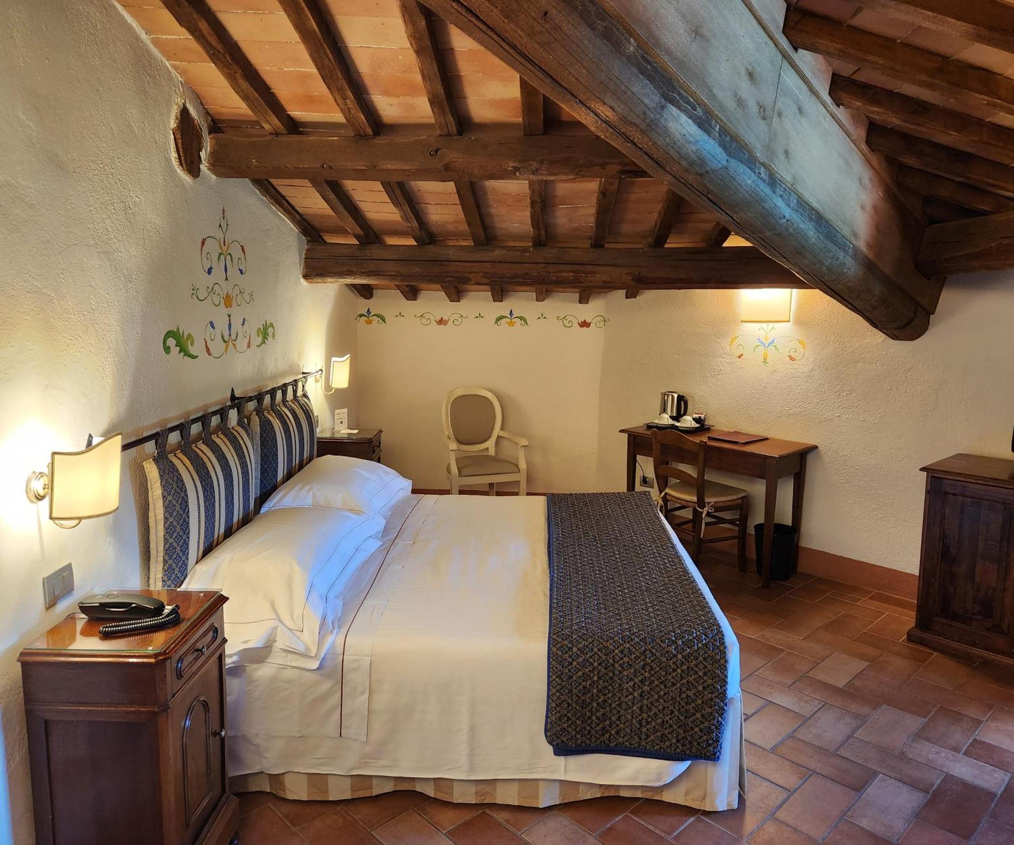 Villa Curina Resort Кастелнуово Берарденга Екстериор снимка