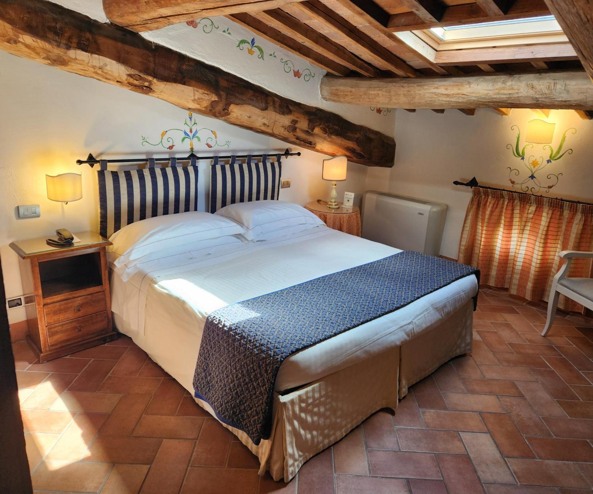 Villa Curina Resort Кастелнуово Берарденга Екстериор снимка