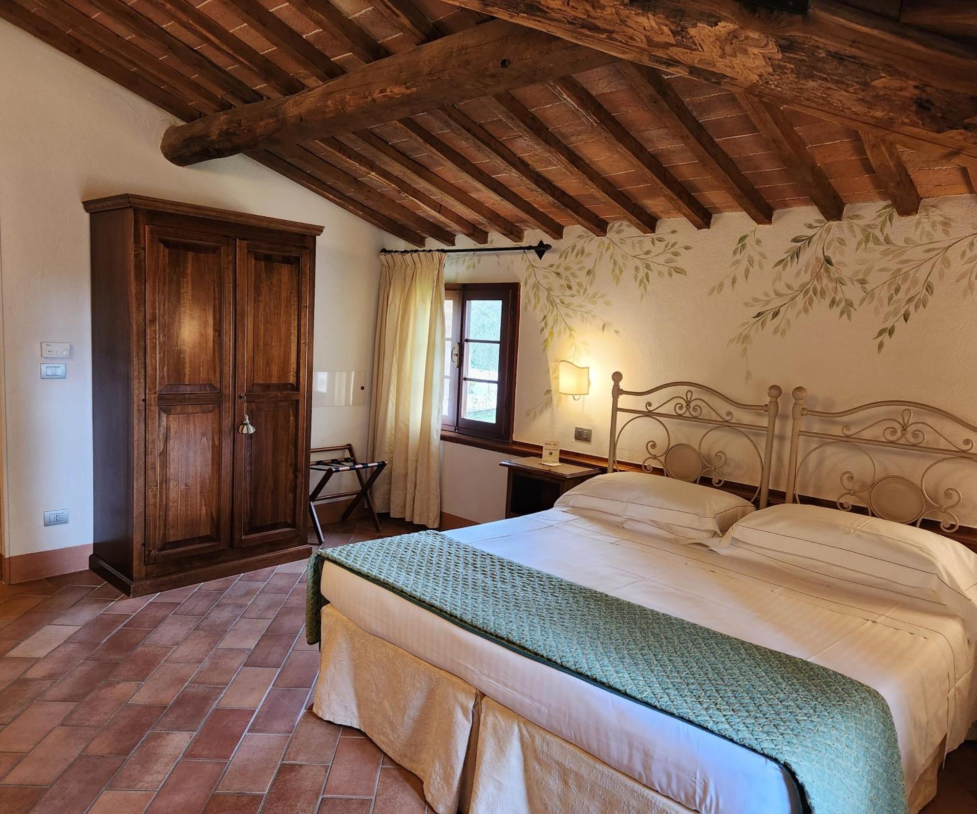 Villa Curina Resort Кастелнуово Берарденга Екстериор снимка