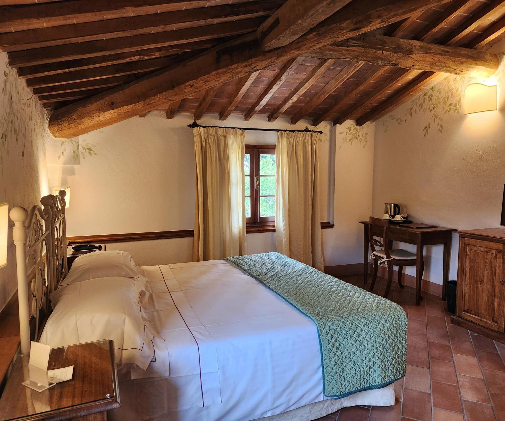 Villa Curina Resort Кастелнуово Берарденга Екстериор снимка